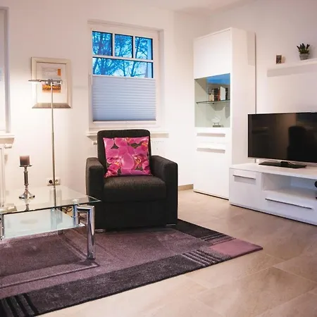 Zum Anker, Moderne Fuer 3 Personen In *